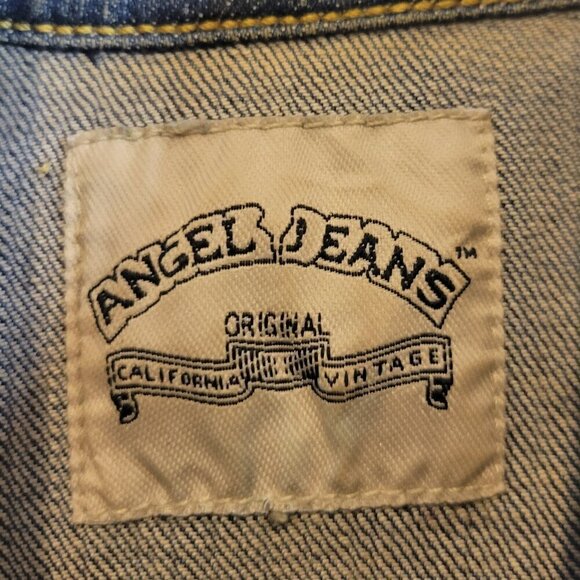 #003 Angel Jeans - Picture 2 of 3